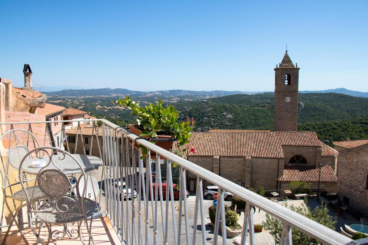 Bed & Breakfast Zia Menga - Luogosanto Sardinia Exteriör bild